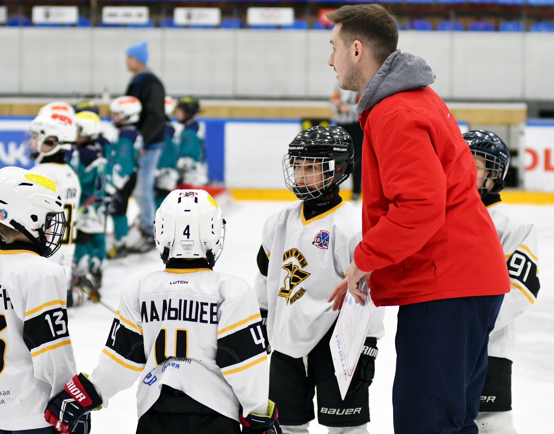 Фото: Кубок ФХМ среди команд 2016 года, плей-офф второго этапа. Арена Крылья Советов