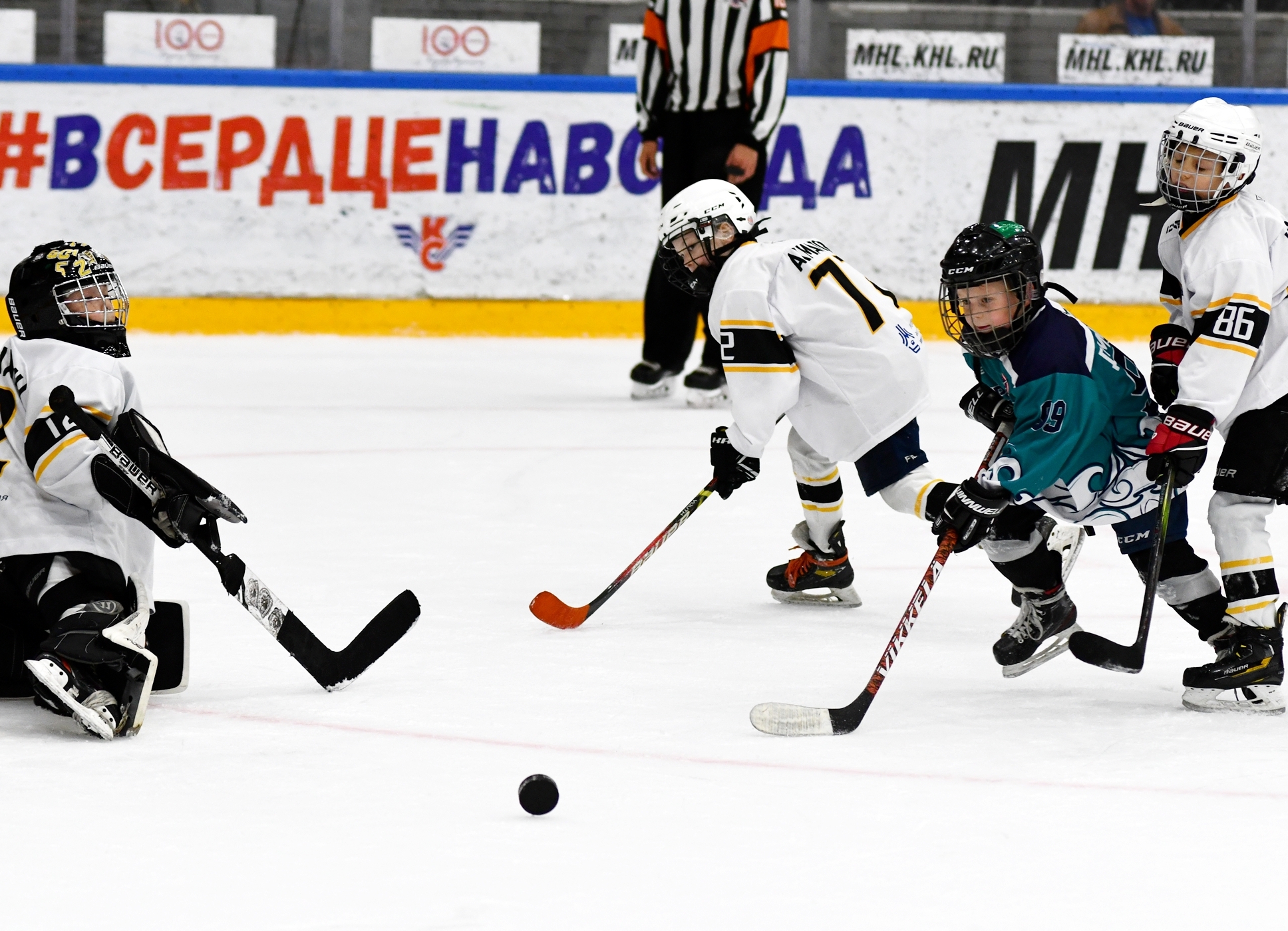 Фото: Кубок ФХМ среди команд 2016 года, плей-офф второго этапа. Арена Крылья Советов