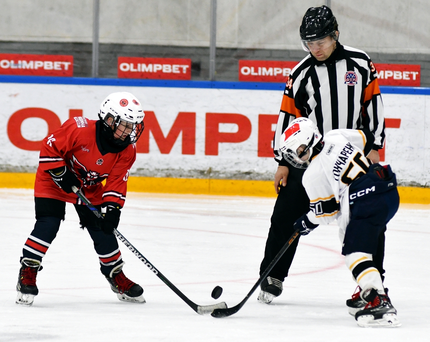 Фото: Кубок ФХМ среди команд 2016 года, плей-офф второго этапа. Арена Крылья Советов
