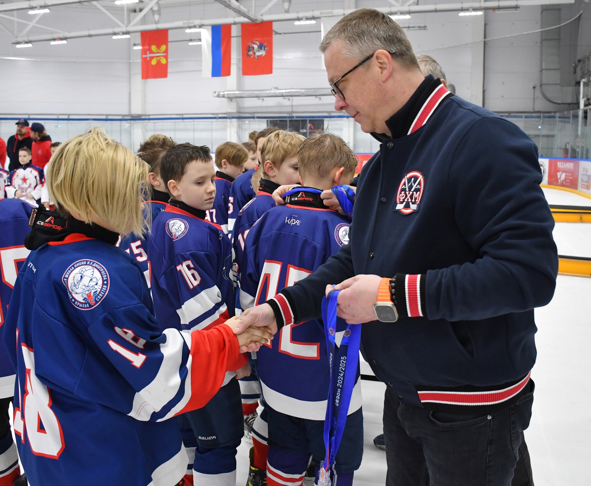 Фото: Награждение призёров второго этапа Кубка ФХМ среди команд 2016 года