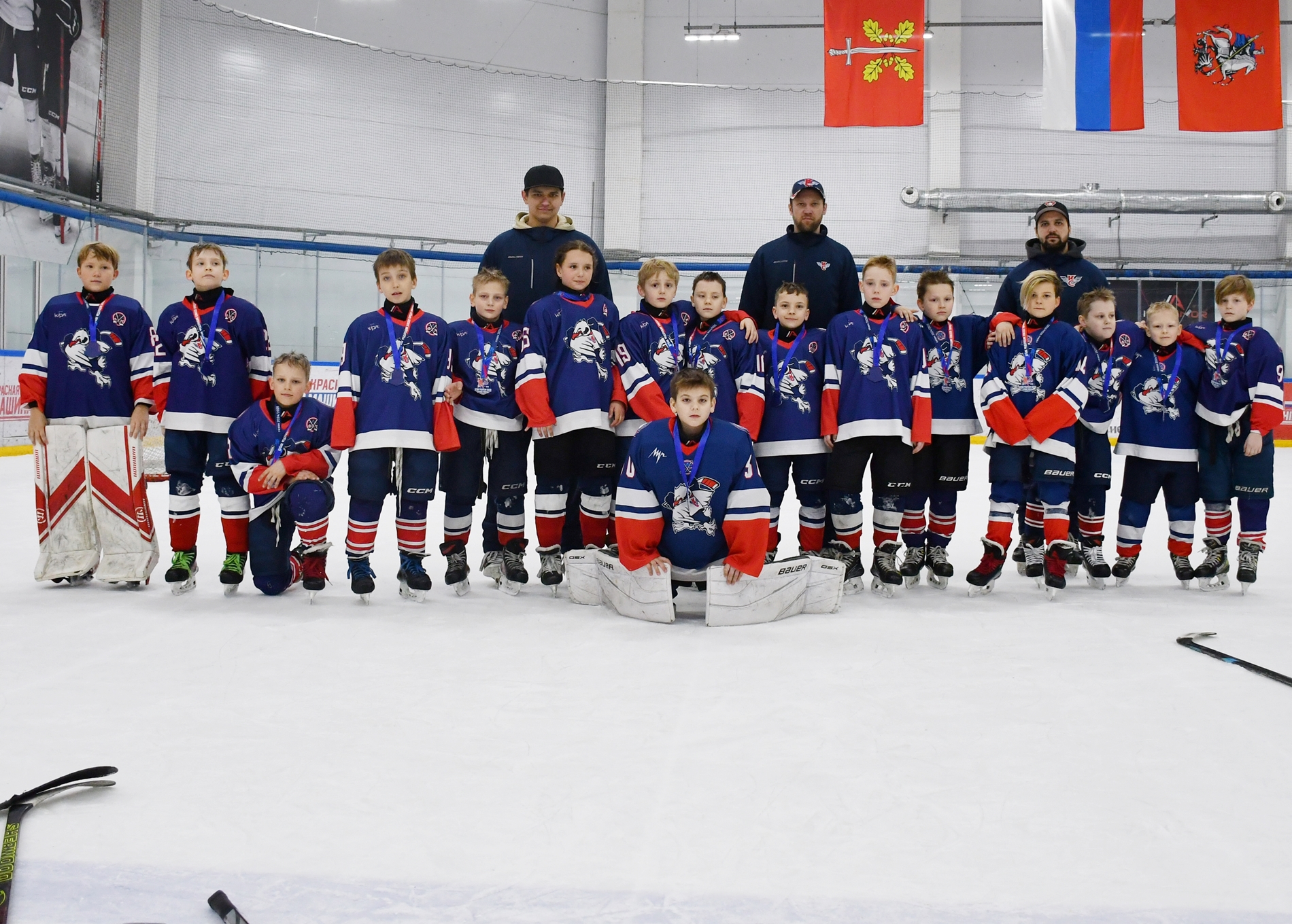 Фото: Награждение призёров второго этапа Кубка ФХМ среди команд 2016 года