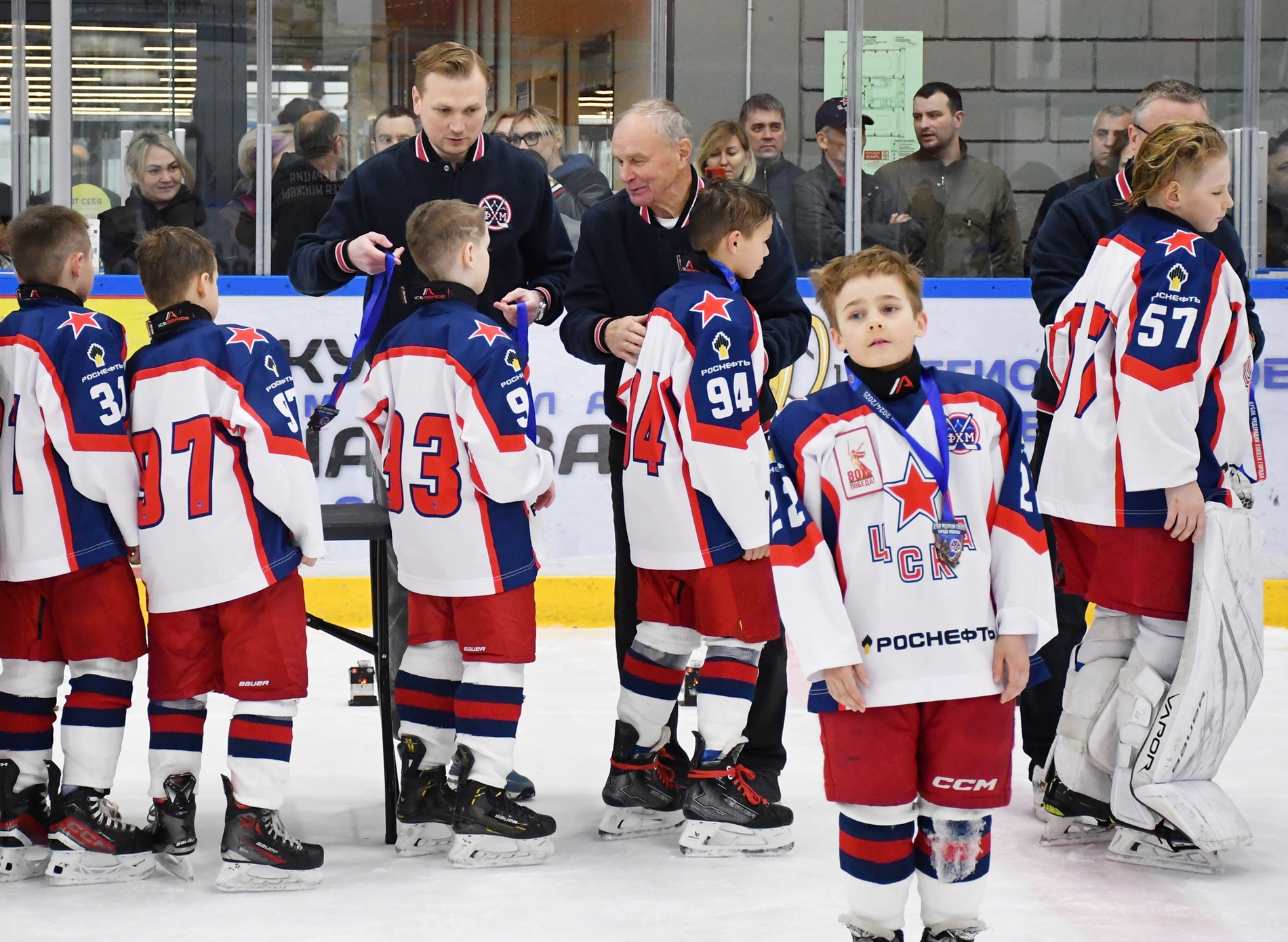 Фото: Награждение призёров второго этапа Кубка ФХМ среди команд 2016 года