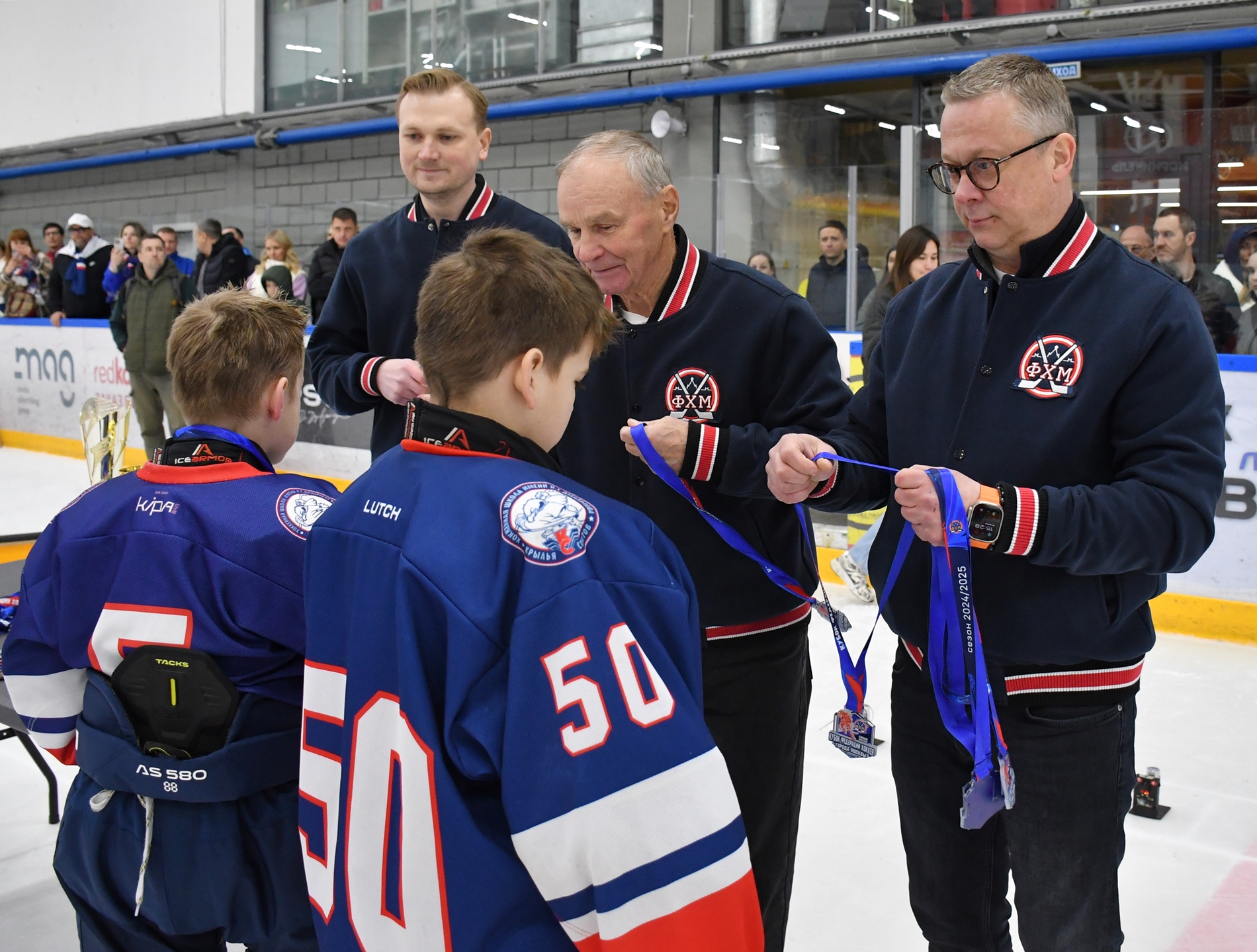 Фото: Награждение призёров второго этапа Кубка ФХМ среди команд 2016 года