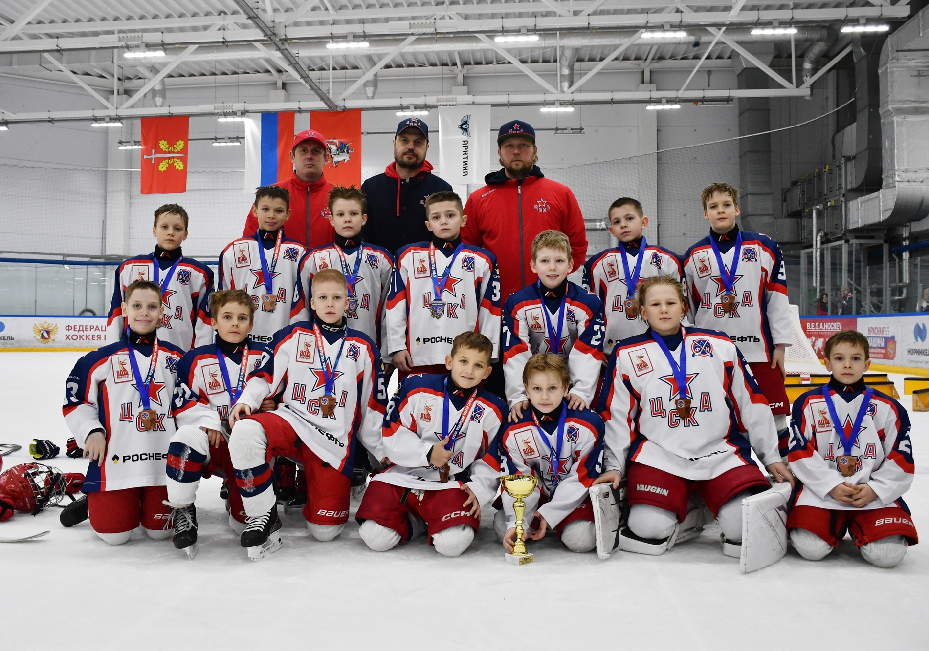 Фото: Награждение призёров второго этапа Кубка ФХМ среди команд 2016 года