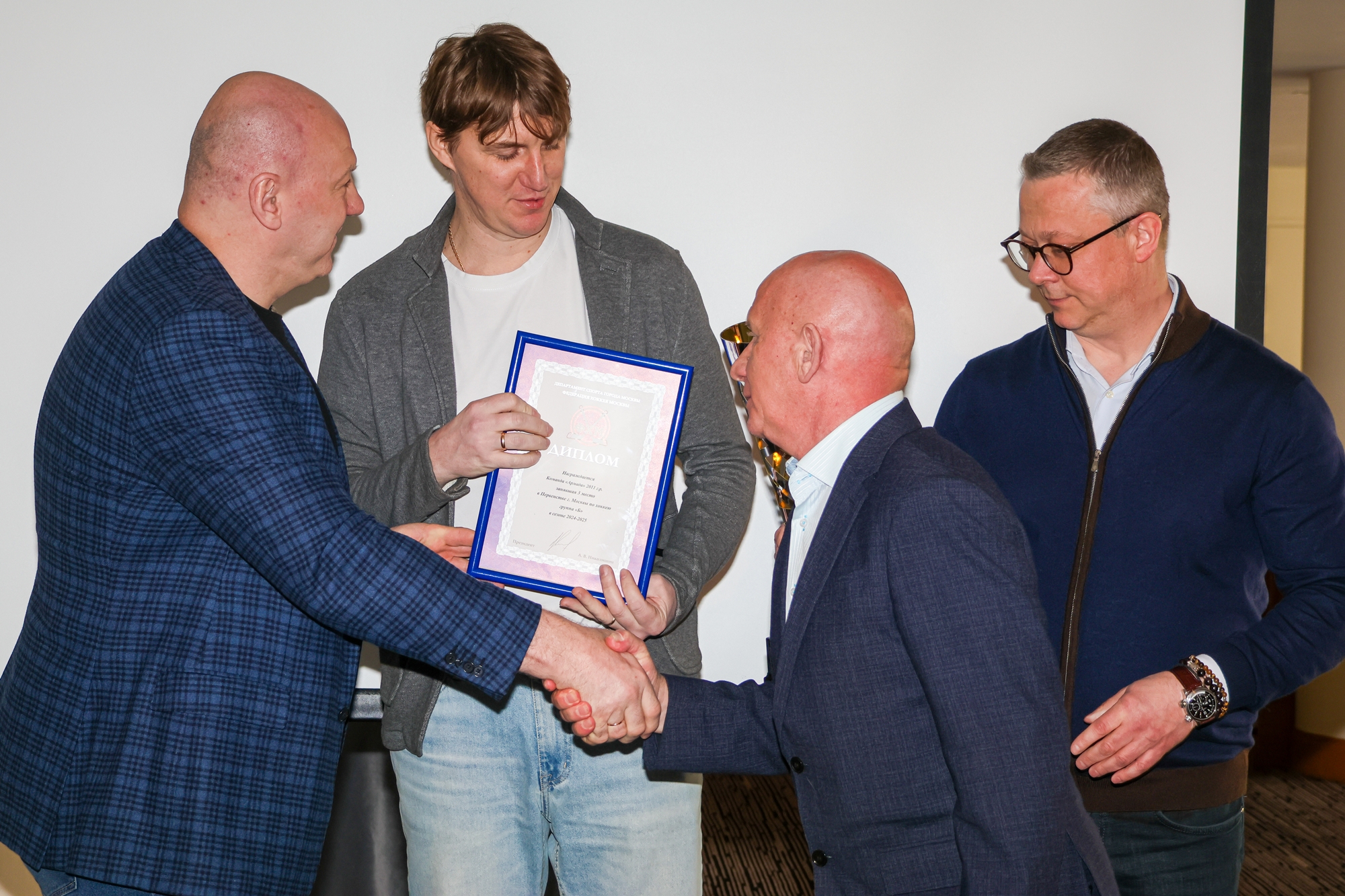 Фото: Церемония награждения победителей и призёров соревнований ФХМ