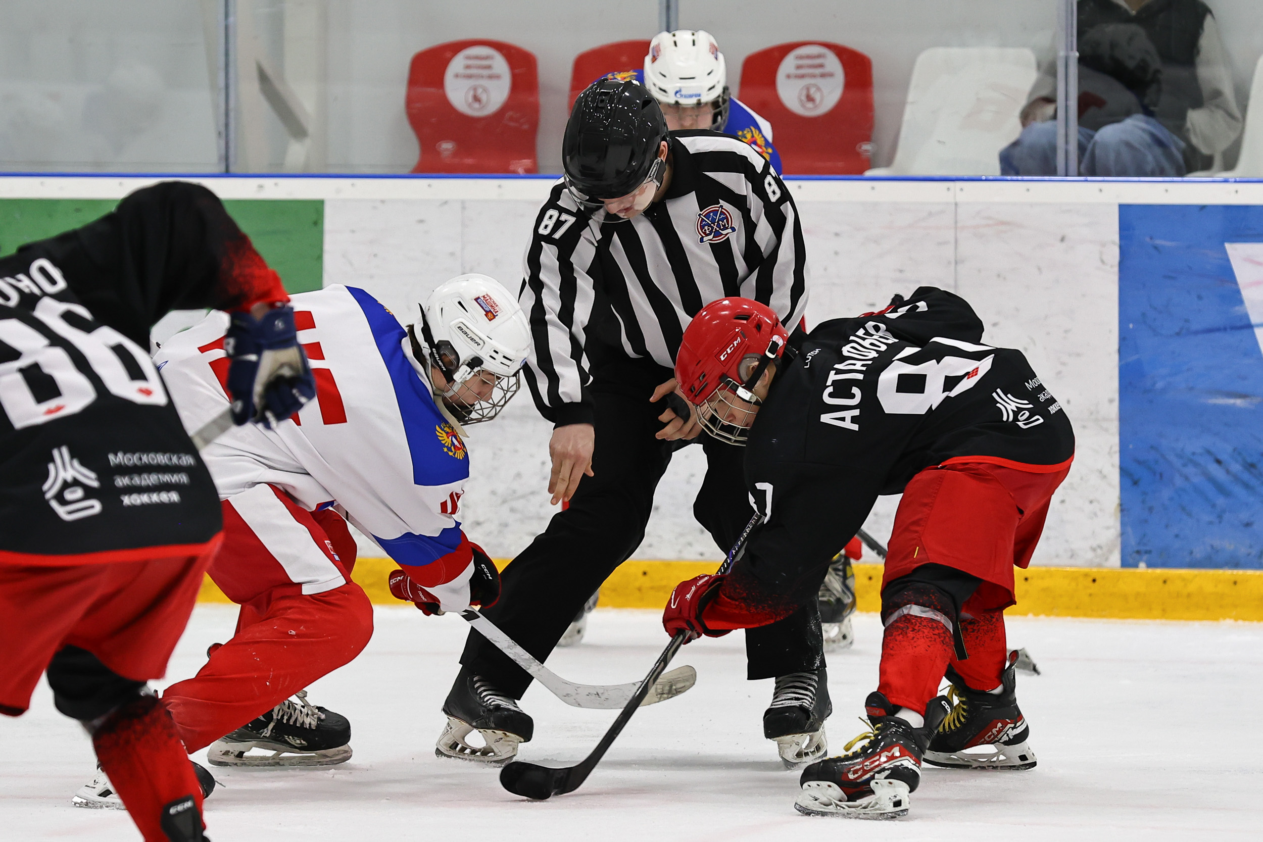 Фото: Спартак 2011 – Красная машина Юниор – 3:2 ПБ. Полуфинал плей-офф Первенства