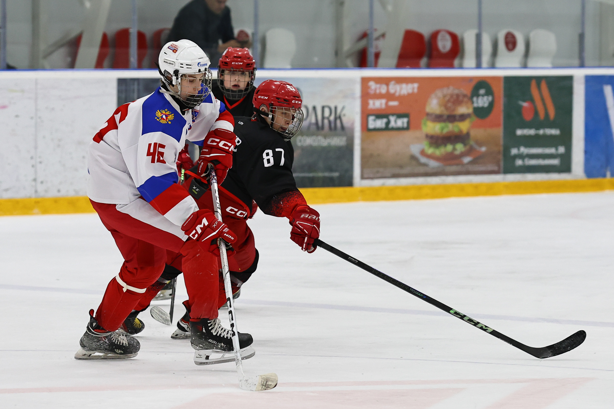 Фото: Спартак 2011 – Красная машина Юниор – 3:2 ПБ. Полуфинал плей-офф Первенства