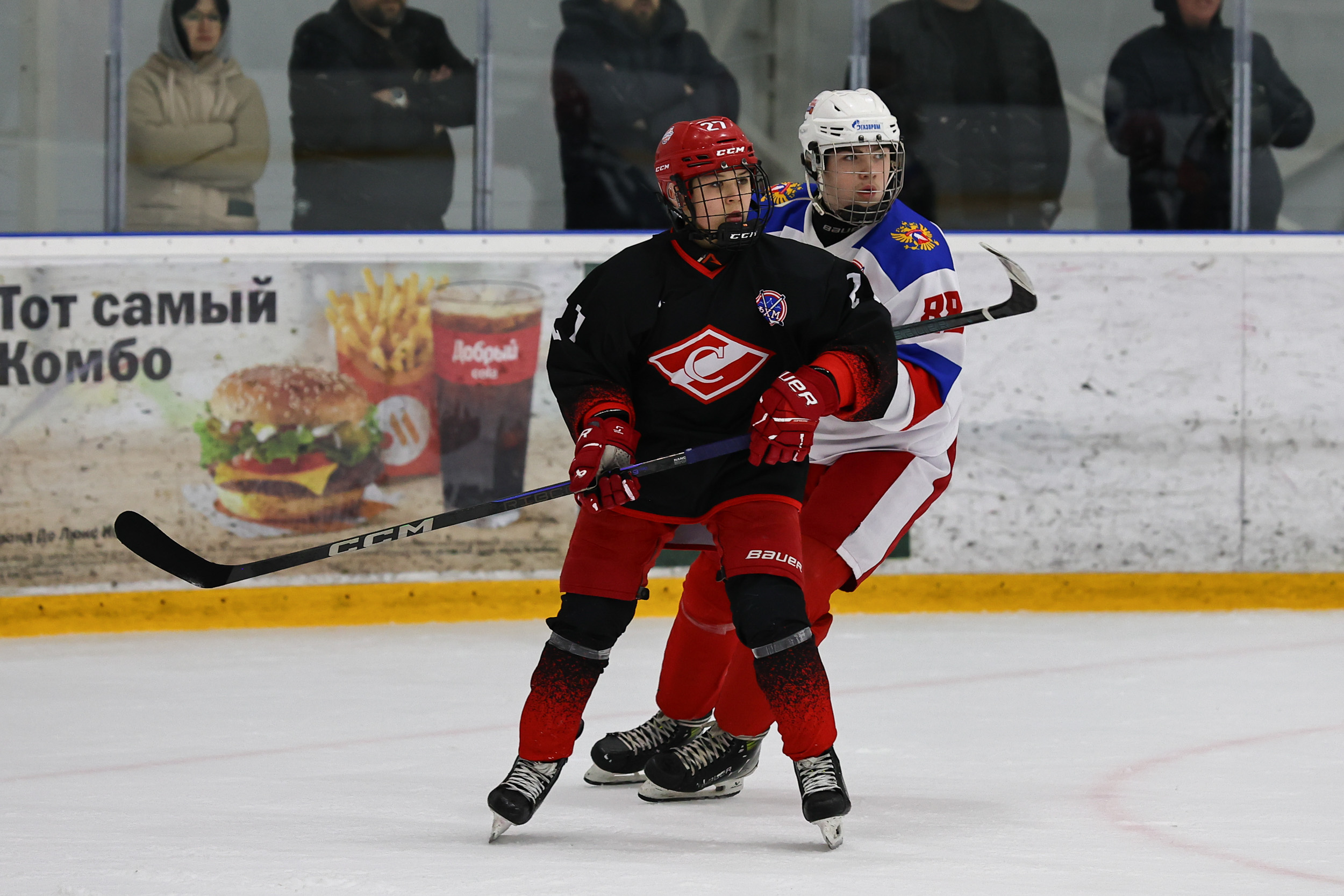 Фото: Спартак 2011 – Красная машина Юниор – 3:2 ПБ. Полуфинал плей-офф Первенства