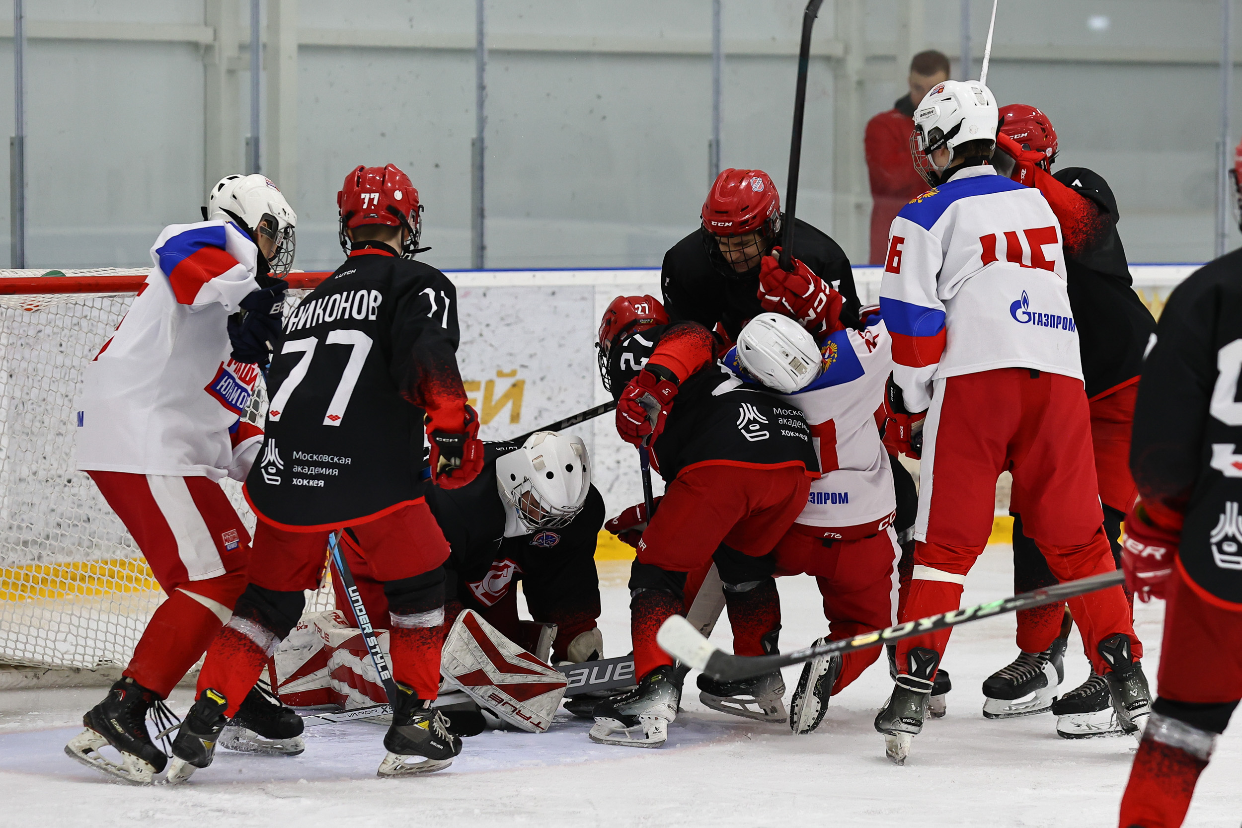 Фото: Спартак 2011 – Красная машина Юниор – 3:2 ПБ. Полуфинал плей-офф Первенства