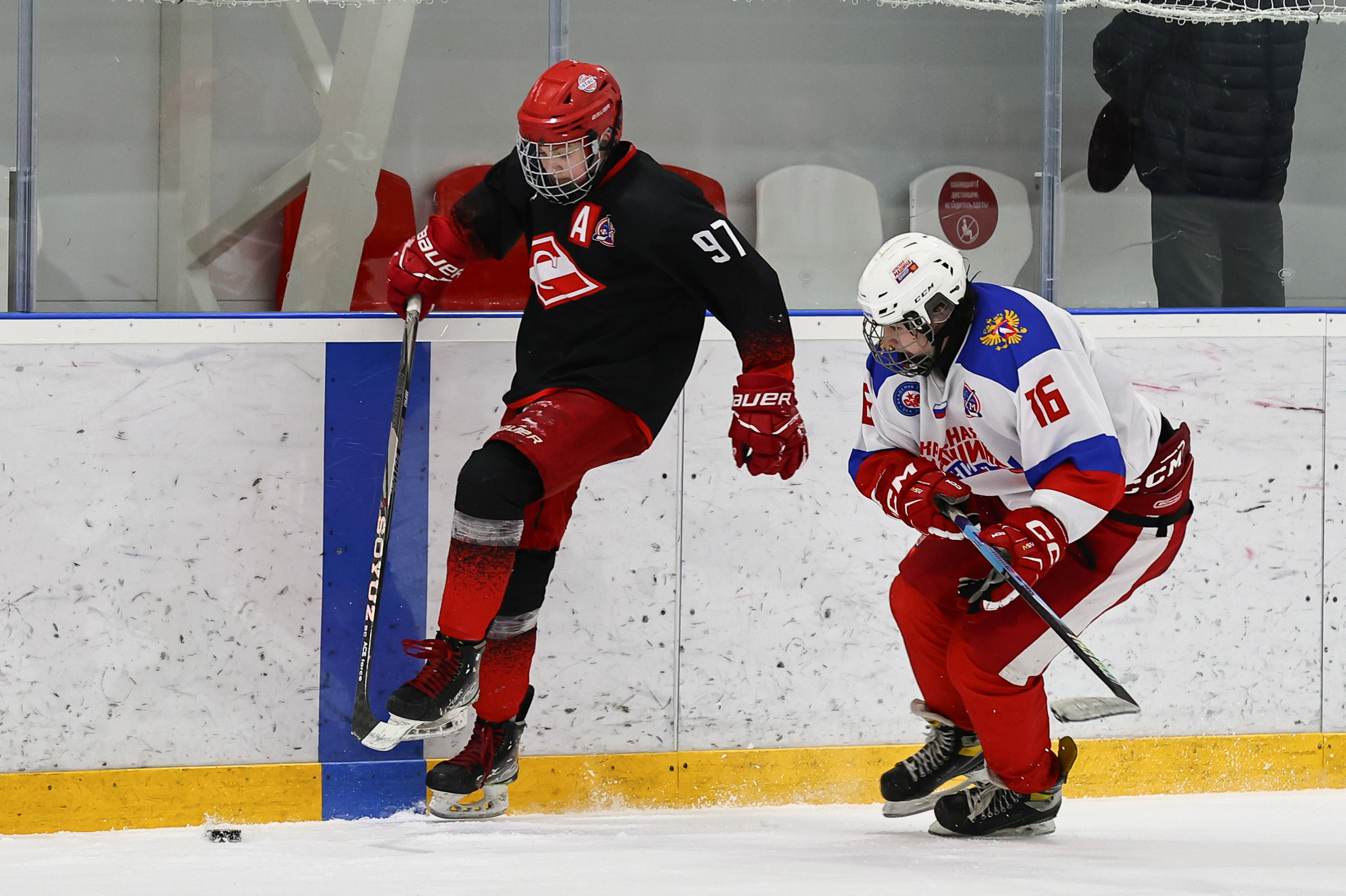 Фото: Спартак 2011 – Красная машина Юниор – 3:2 ПБ. Полуфинал плей-офф Первенства