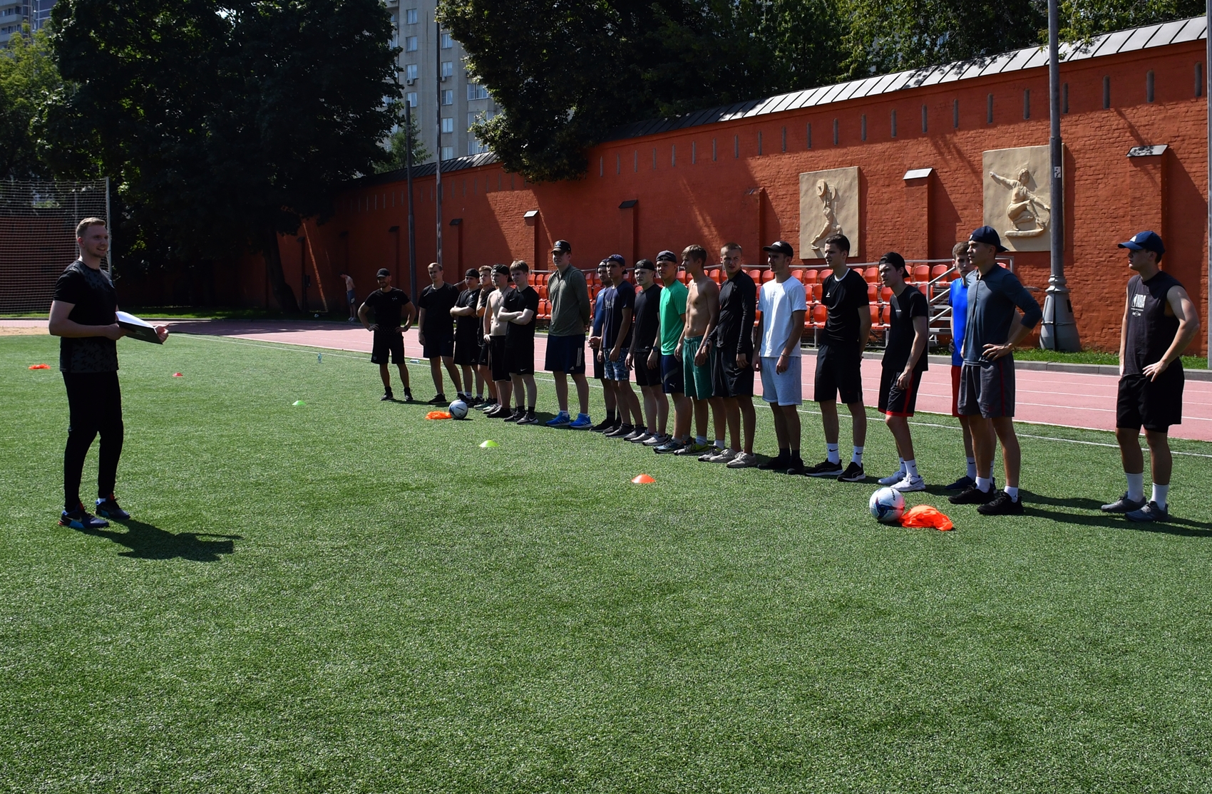 Фото: Сборы судей ФХМ, сдача нормативов на земле