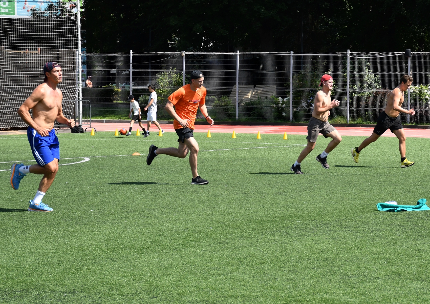 Фото: Сборы судей ФХМ, сдача нормативов на земле