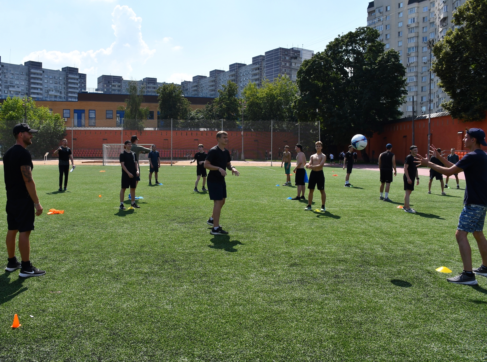 Фото: Сборы судей ФХМ, сдача нормативов на земле