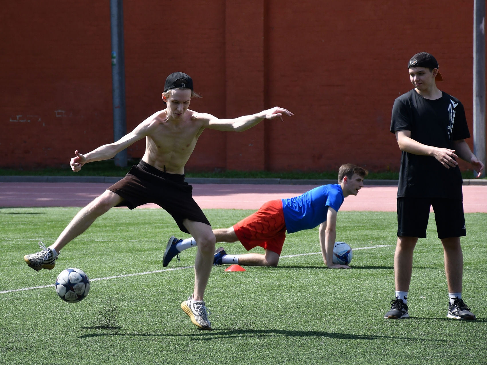 Фото: Сборы судей ФХМ, сдача нормативов на земле