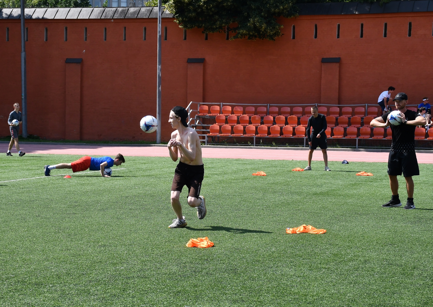 Фото: Сборы судей ФХМ, сдача нормативов на земле