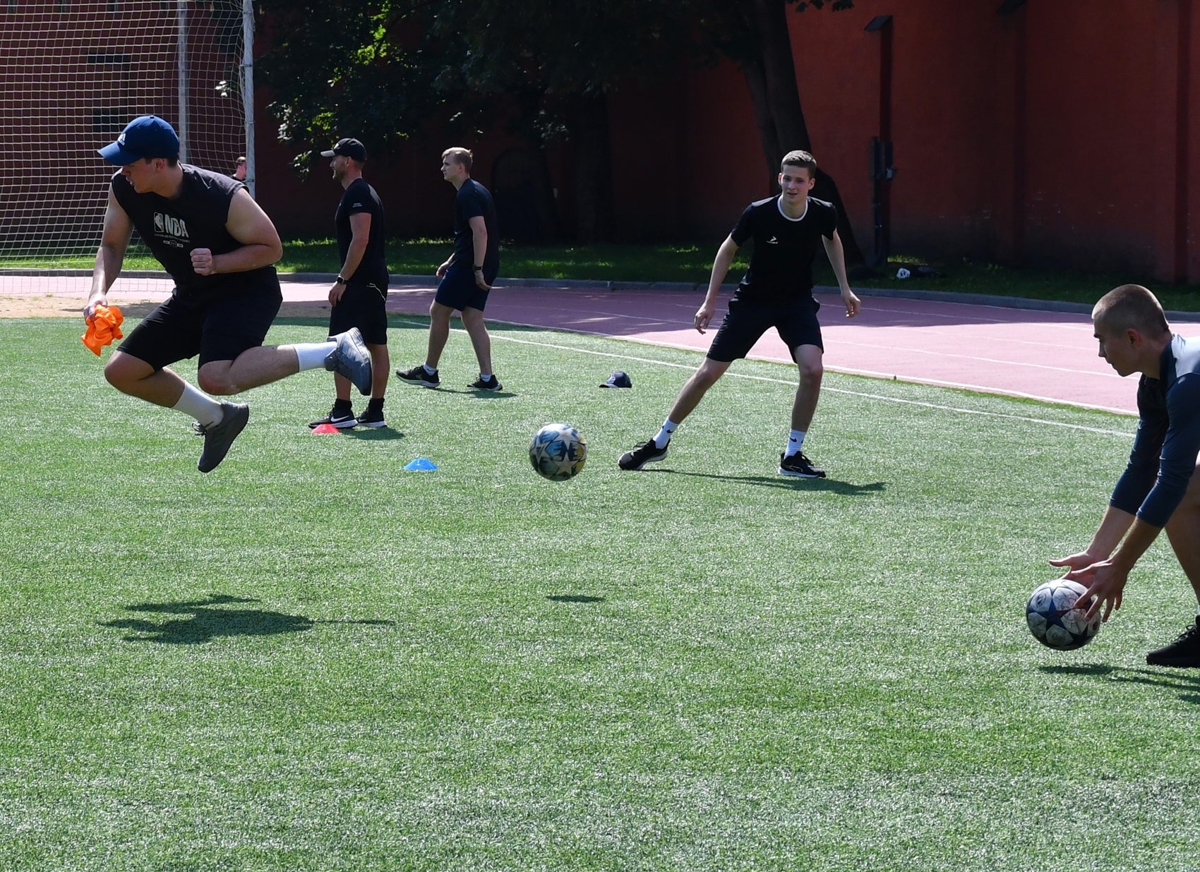 Фото: Сборы судей ФХМ, сдача нормативов на земле