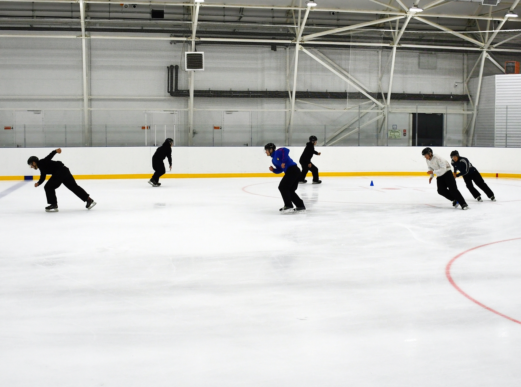 Фото: Сборы судей ФХМ, сдача нормативов на льду