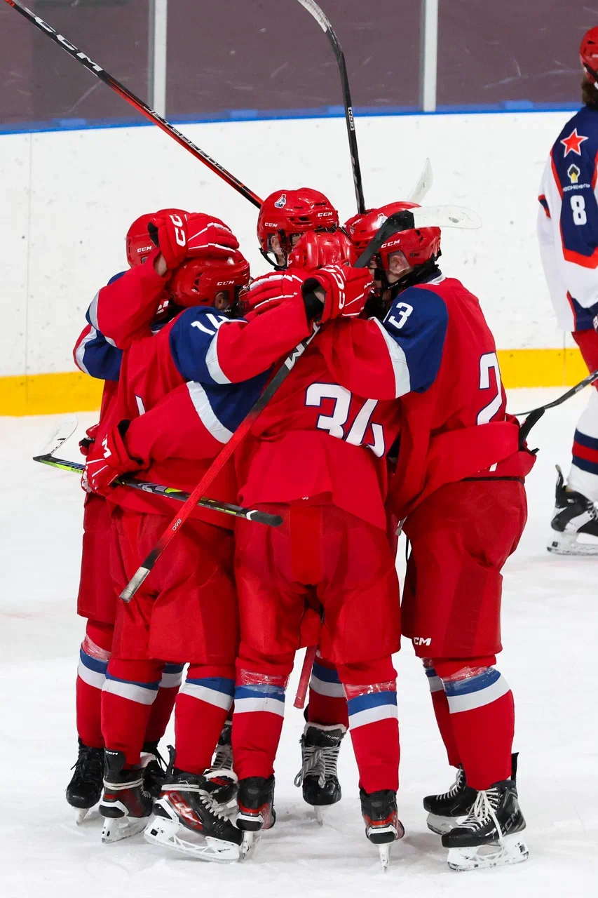 Фото: Локомотив - ЦСКА 2011