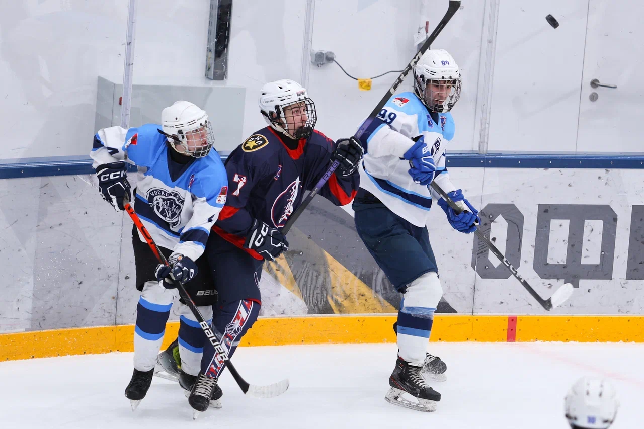 Фото: Буран - Дмитров Юниоры