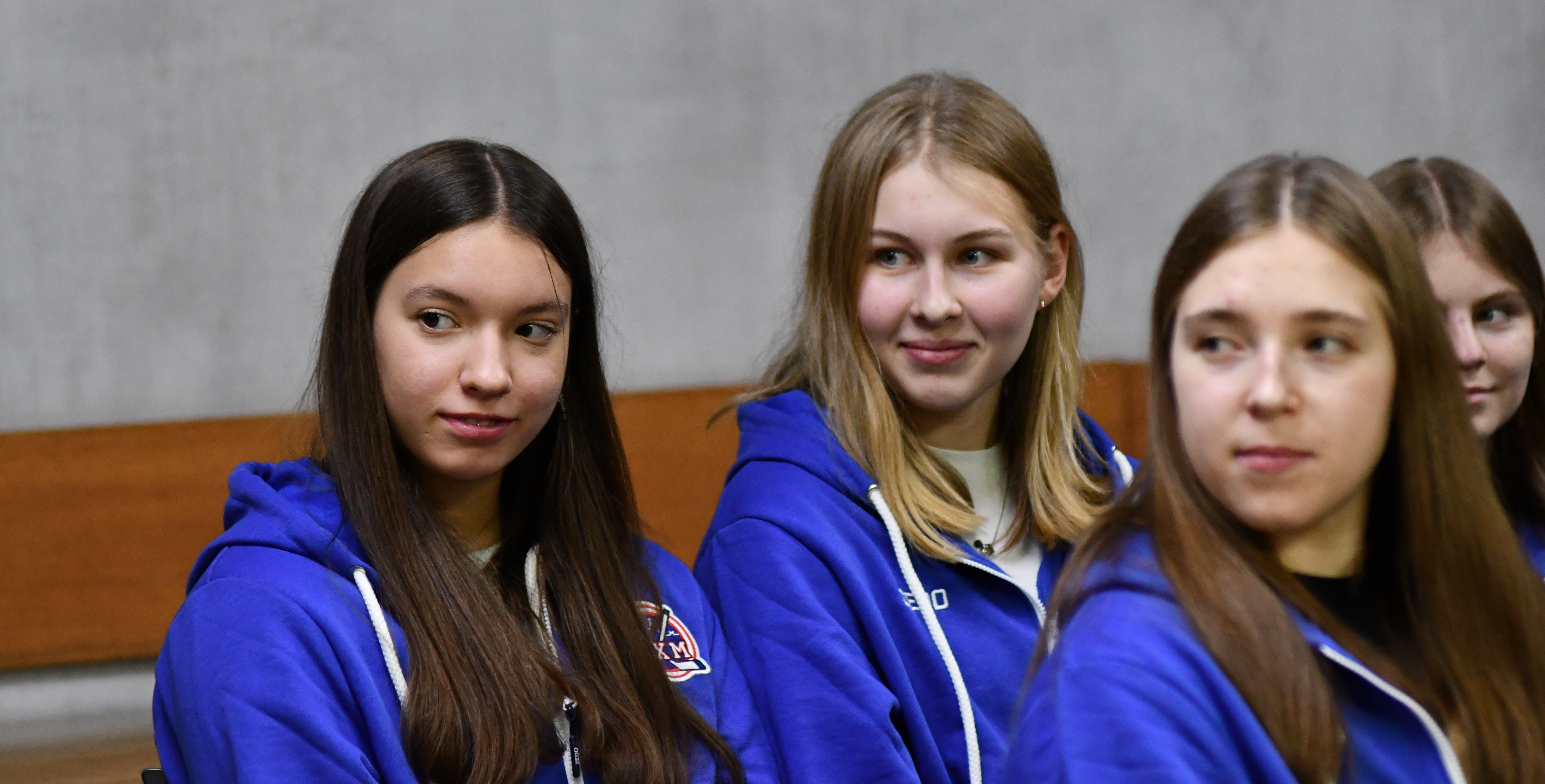 Фото: Встреча женских сборных Москвы с Андреем Николишиным