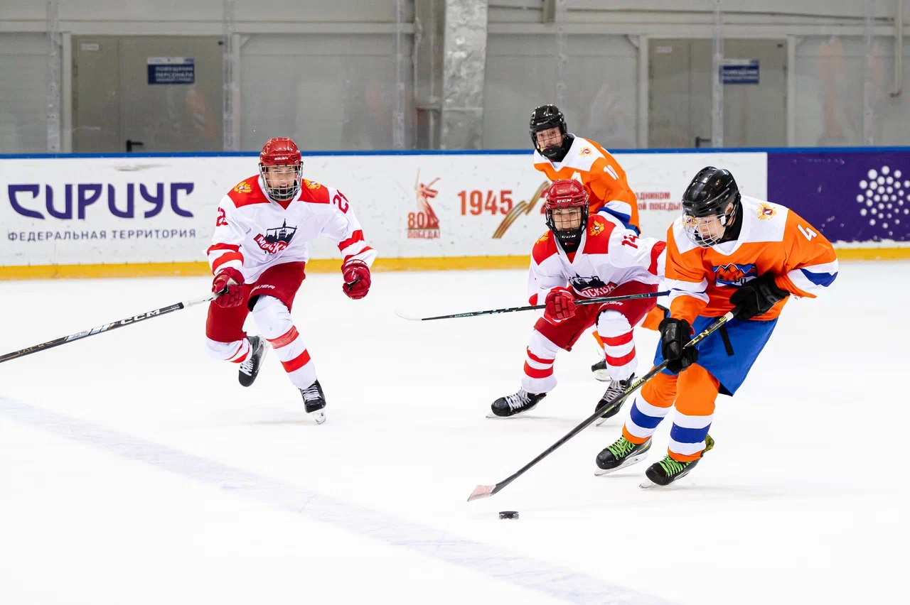 Фото: Cборная Москвы - сборная ЮФО 2011