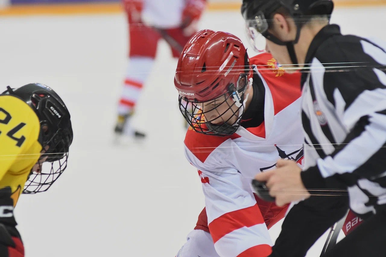 Фото: Сборная Москвы - сборная СЗФО 2011 