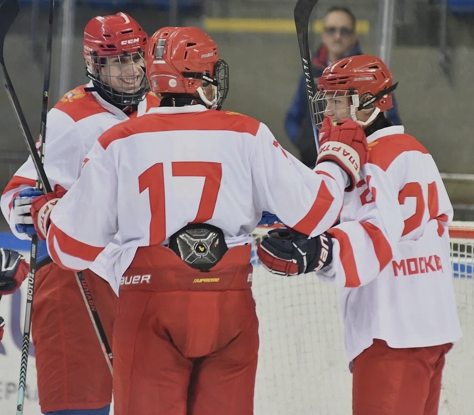 Фото: Сборная Москвы - сборная СЗФО 2011 