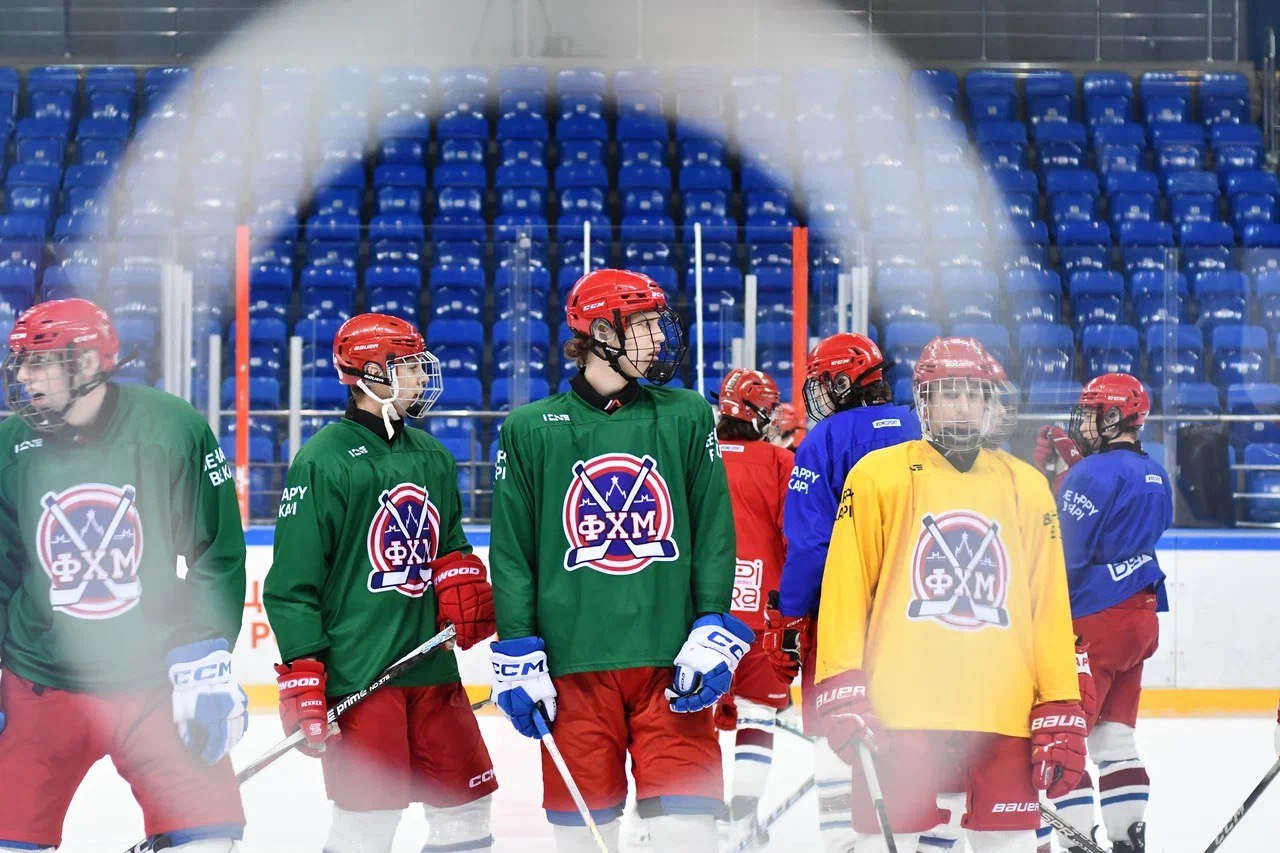 Фото: Тренировка сборной Москвы-2011 перед полуфинальным матчем 