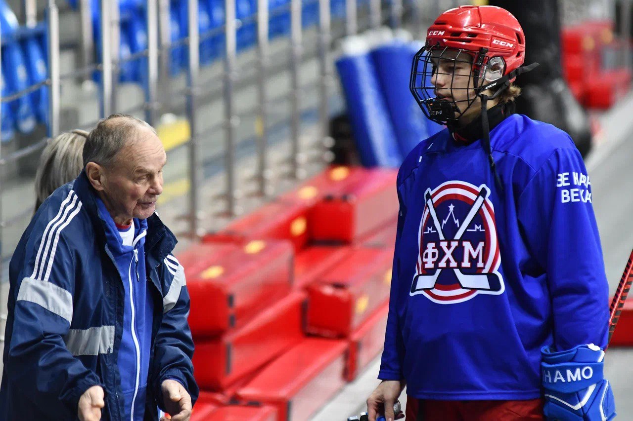 Фото: Тренировка сборной Москвы-2011 перед полуфинальным матчем 