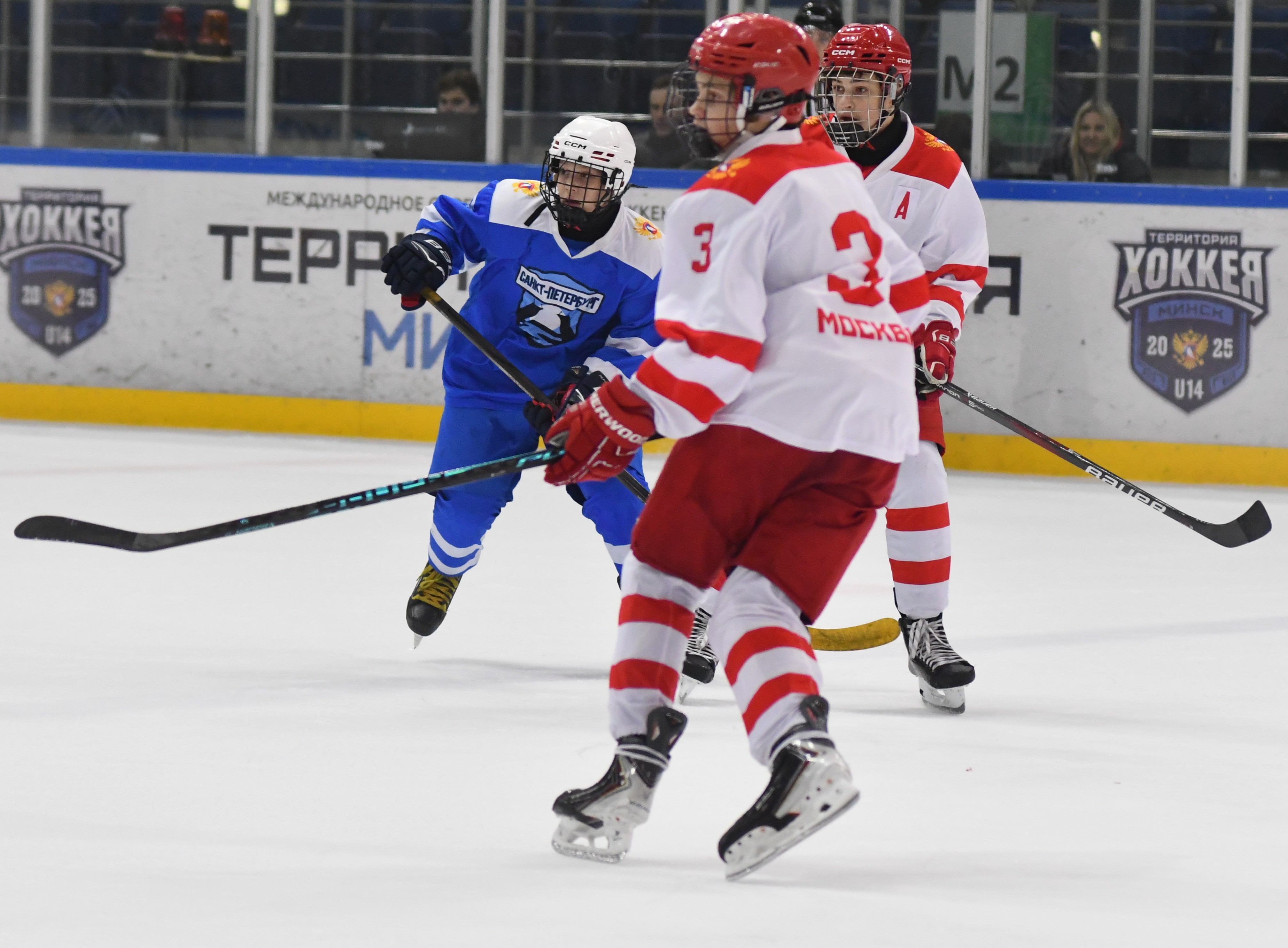 Фото: Сб. Санкт-Петербурга - сб. Москвы 2012