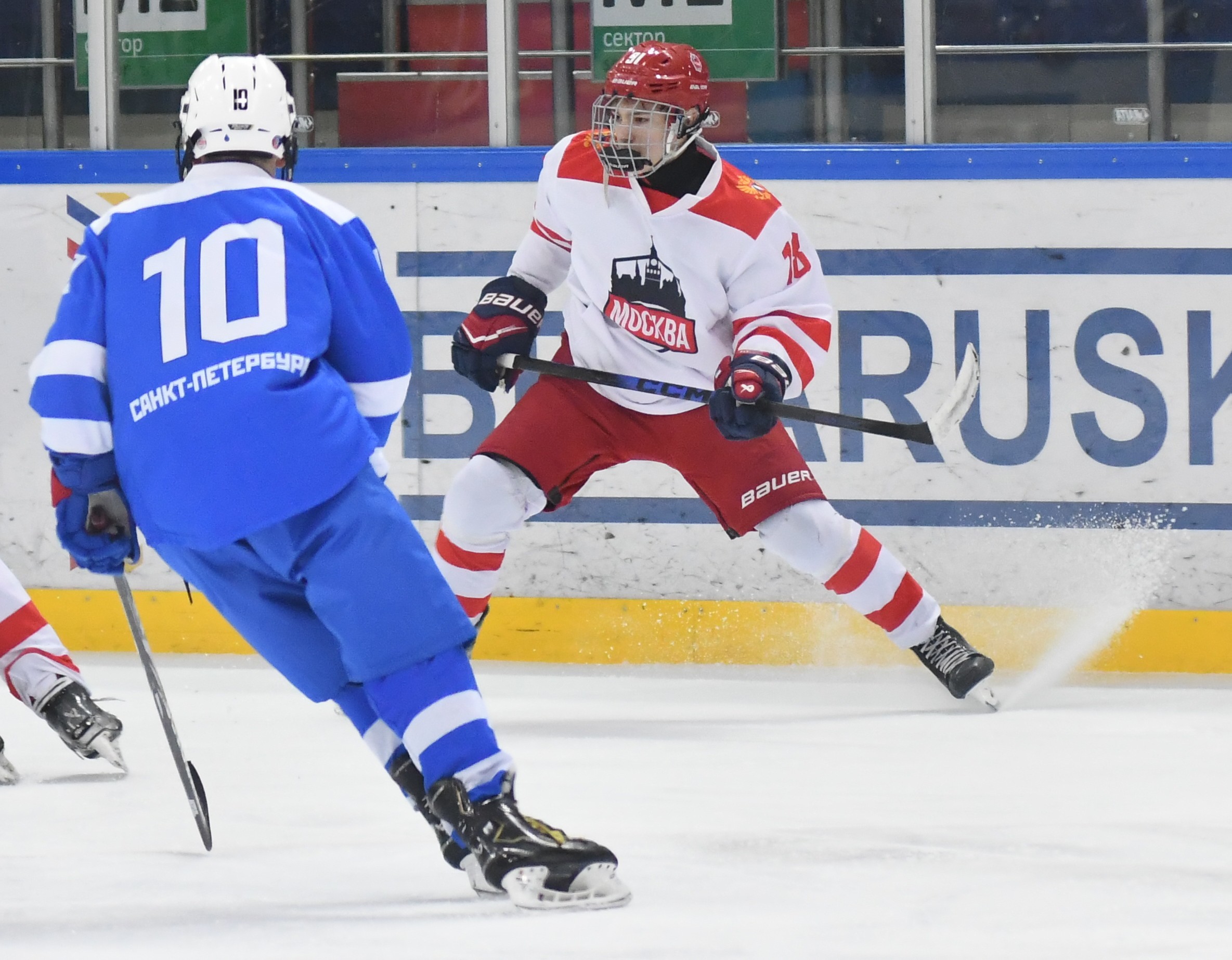 Фото: Сб. Санкт-Петербурга - сб. Москвы 2012