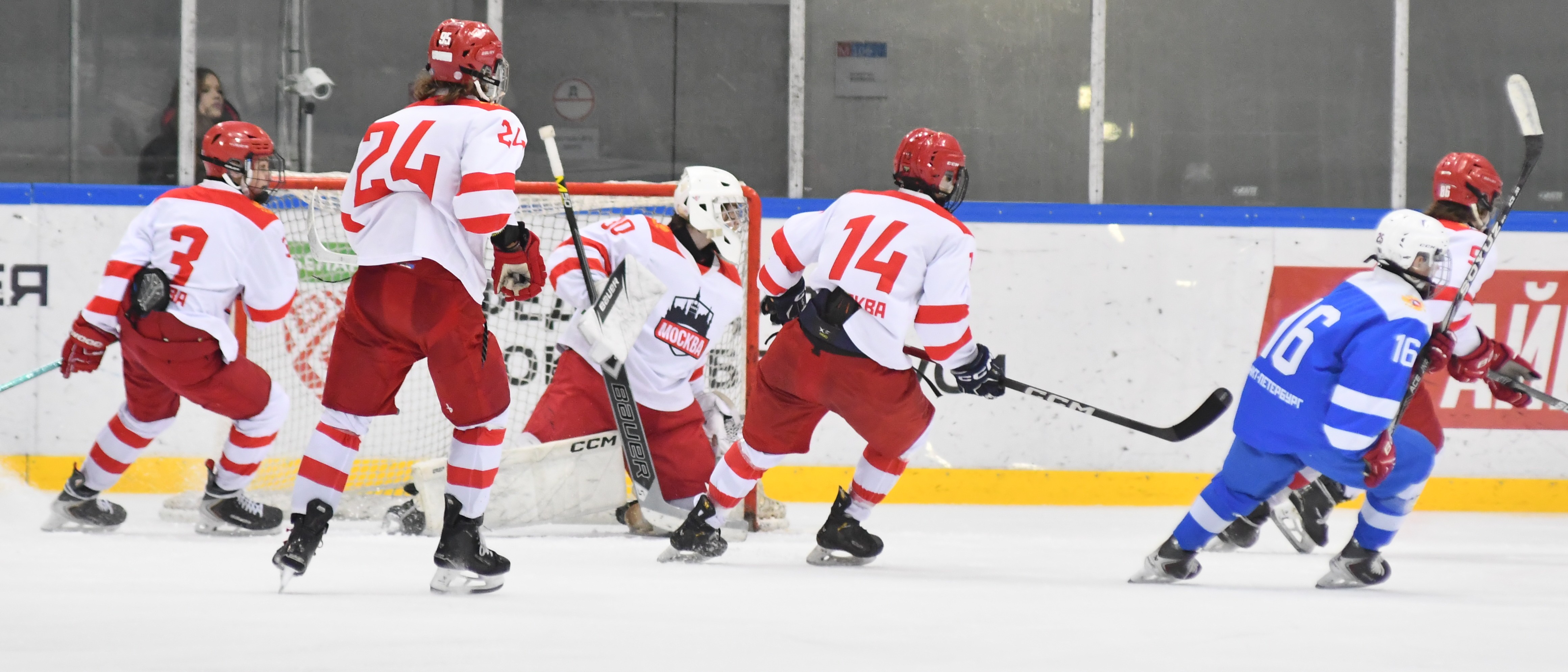 Фото: Сб. Санкт-Петербурга - сб. Москвы 2012