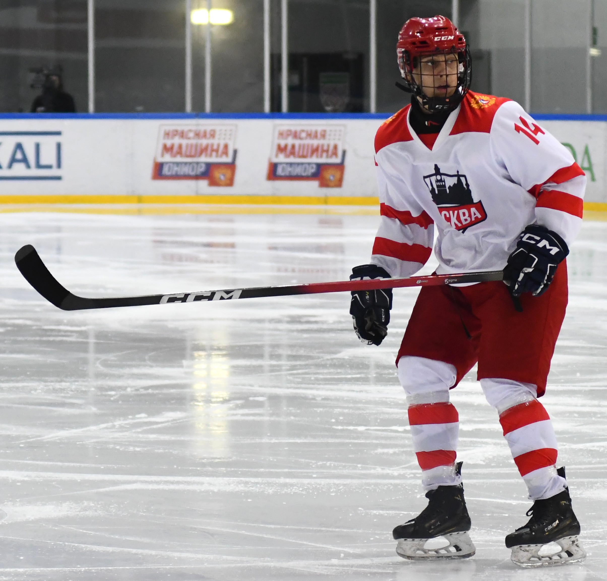 Фото: Сб. Санкт-Петербурга - сб. Москвы 2012