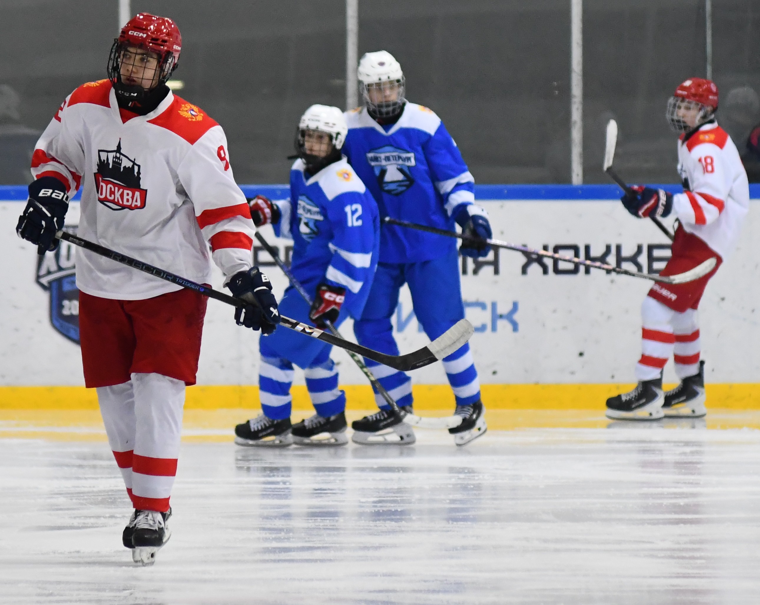Фото: Сб. Санкт-Петербурга - сб. Москвы 2012