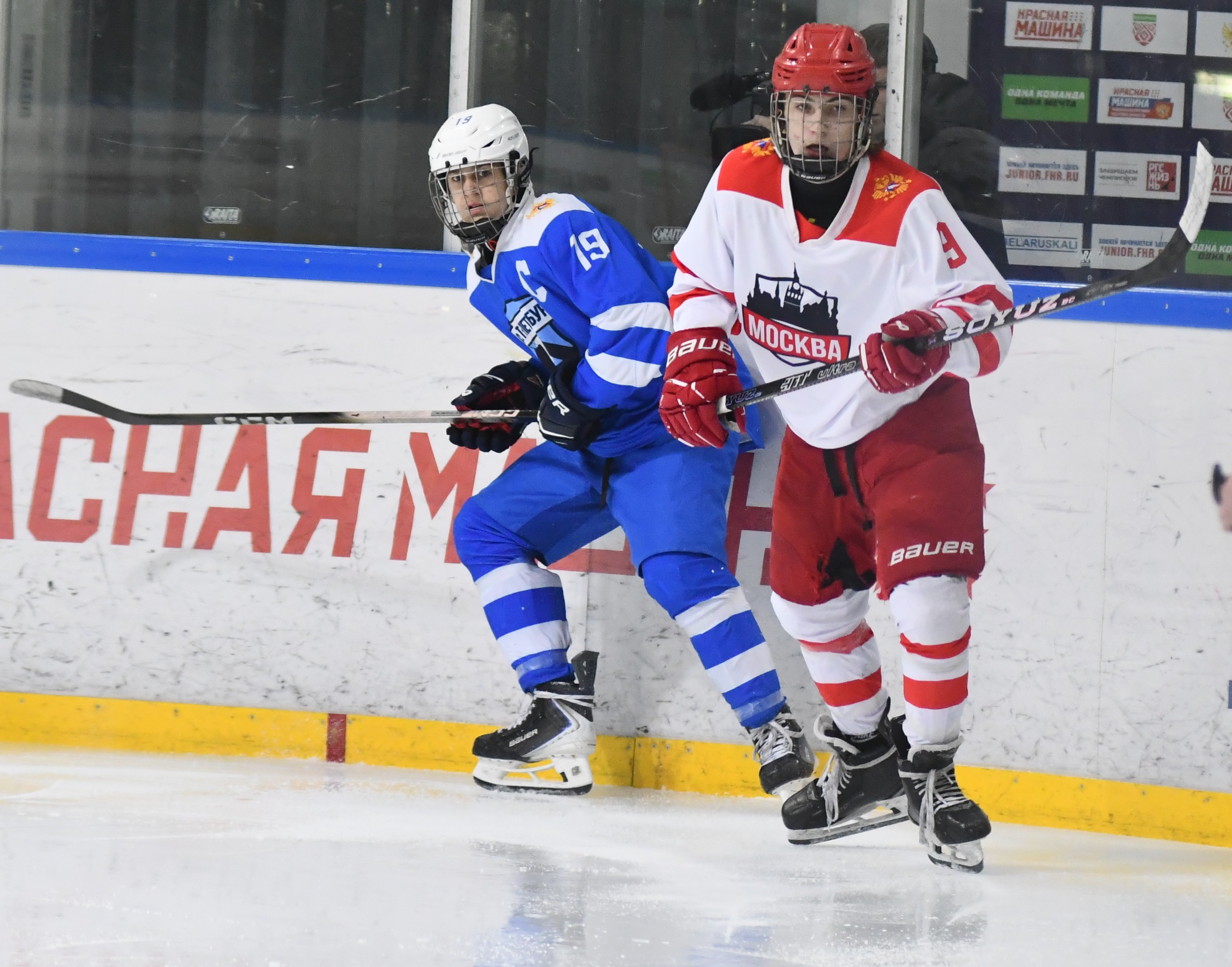 Фото: Сб. Санкт-Петербурга - сб. Москвы 2012