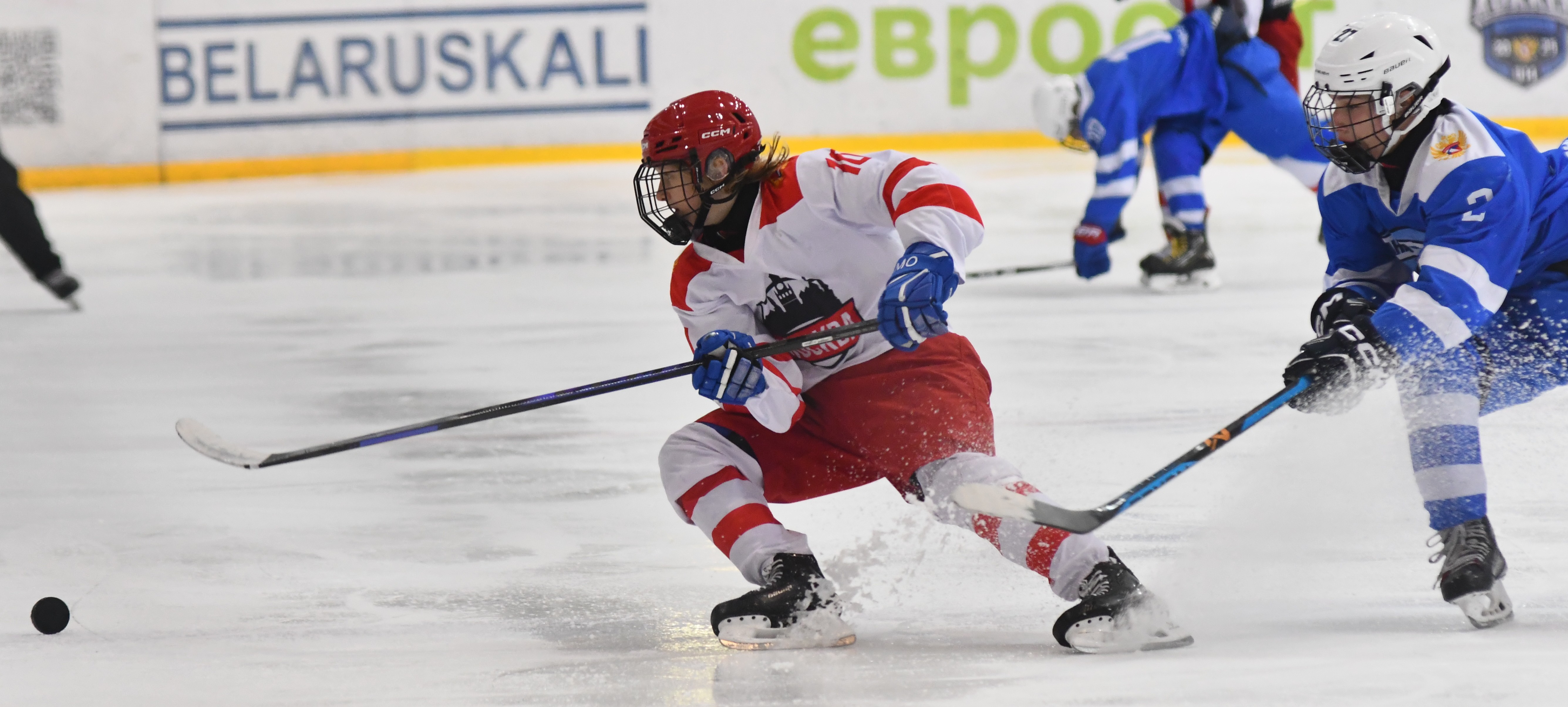 Фото: Сб. Санкт-Петербурга - сб. Москвы 2012