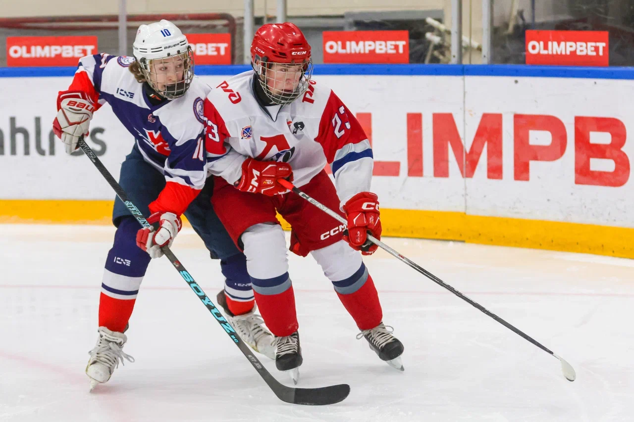 Фото: Крылья Советов - Локомотив 2004 2011