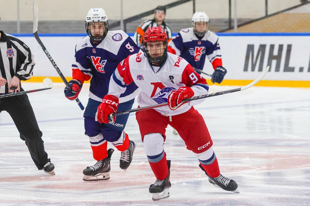 Фото: Крылья Советов - Локомотив 2004 2011
