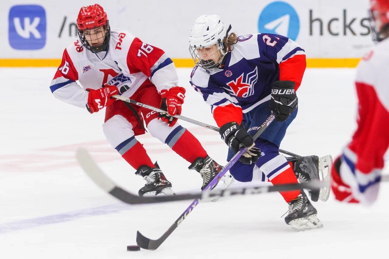 Фото: Крылья Советов - Локомотив 2004 2011