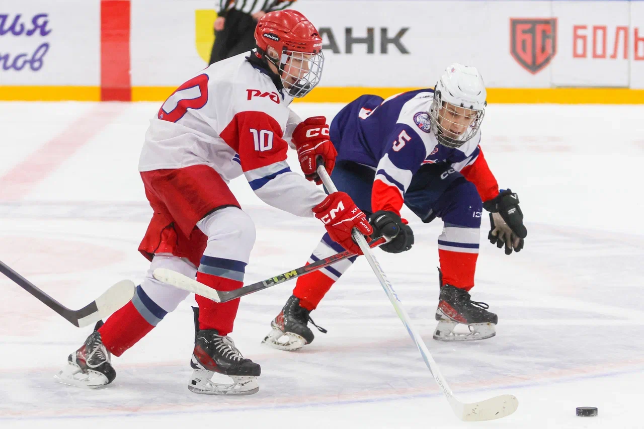 Фото: Крылья Советов - Локомотив 2004 2011