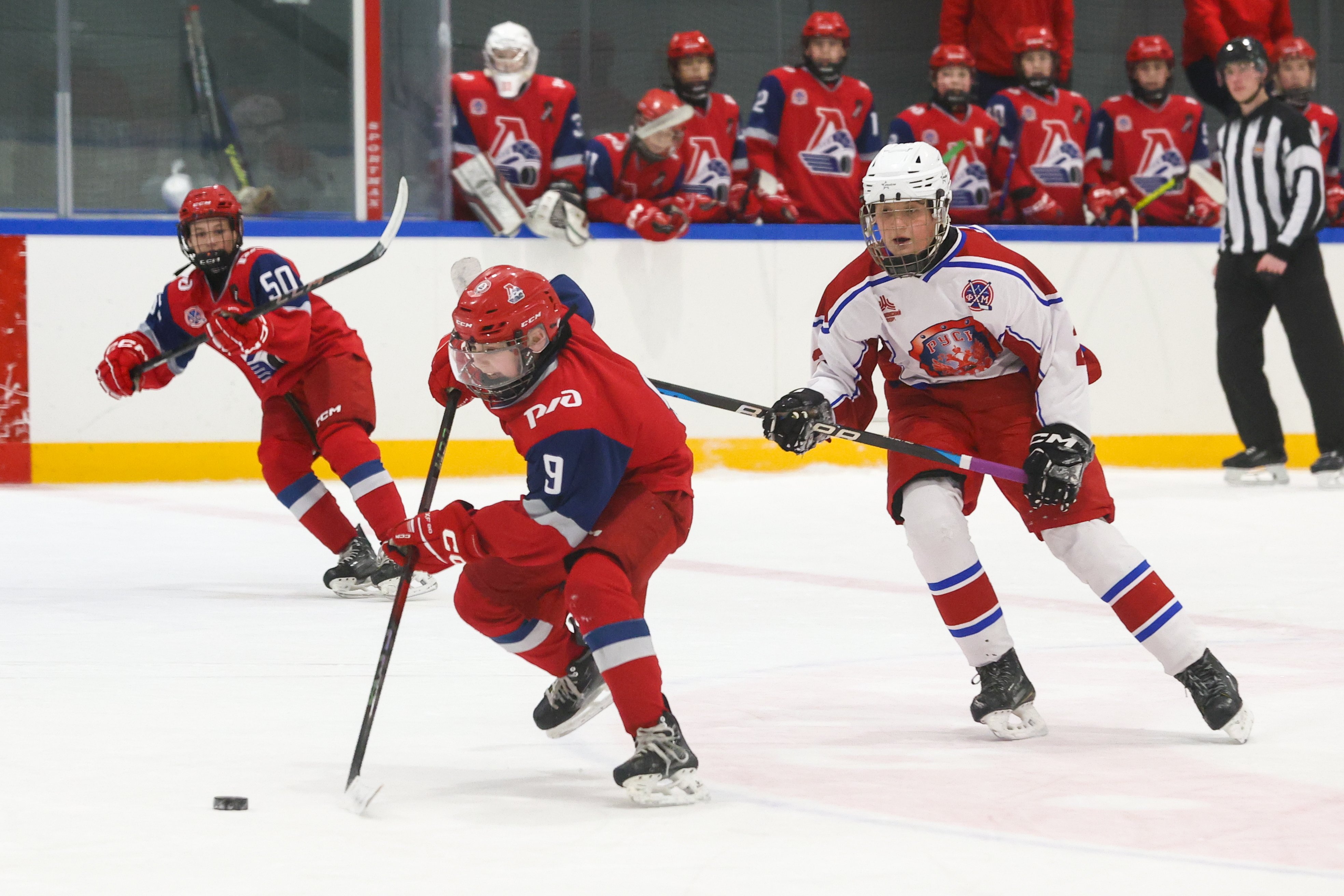 Фото: Локомотив 2004 - Русь 2013