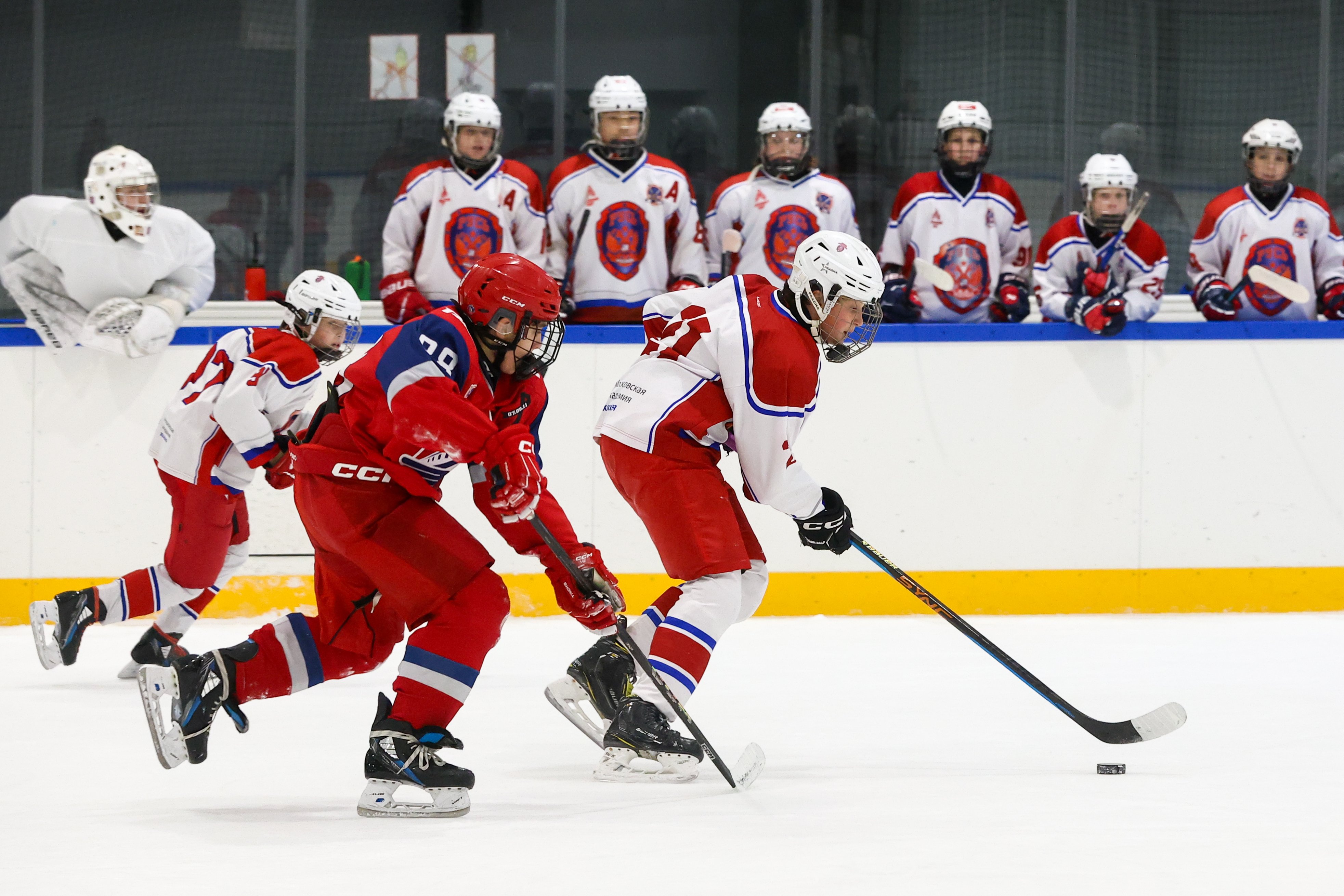 Фото: Локомотив 2004 - Русь 2013