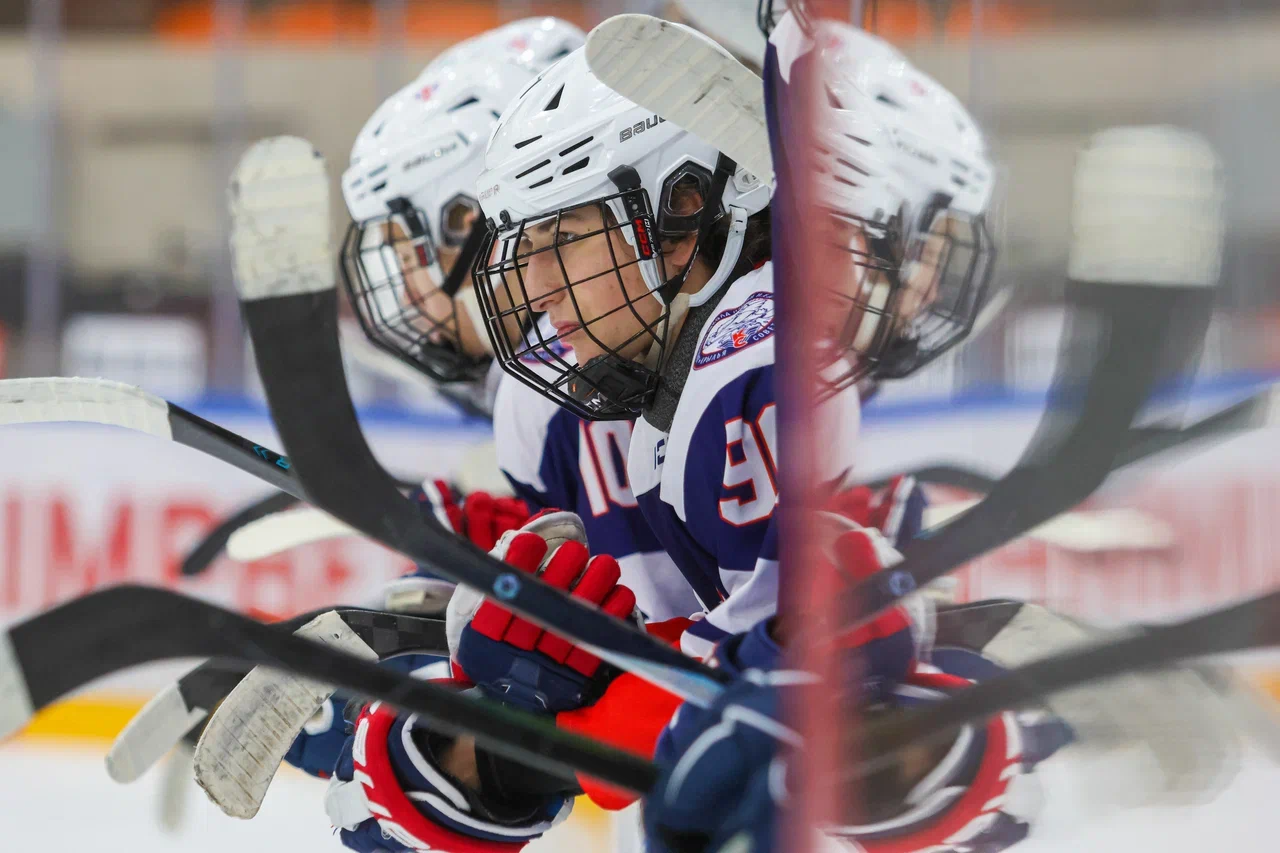 Фото: Крылья Советов - Локомотив-2004 2010 