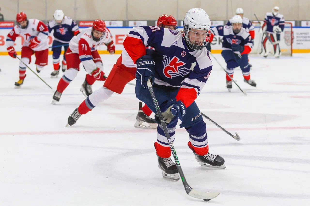 Фото: Крылья Советов - Локомотив-2004 2010 