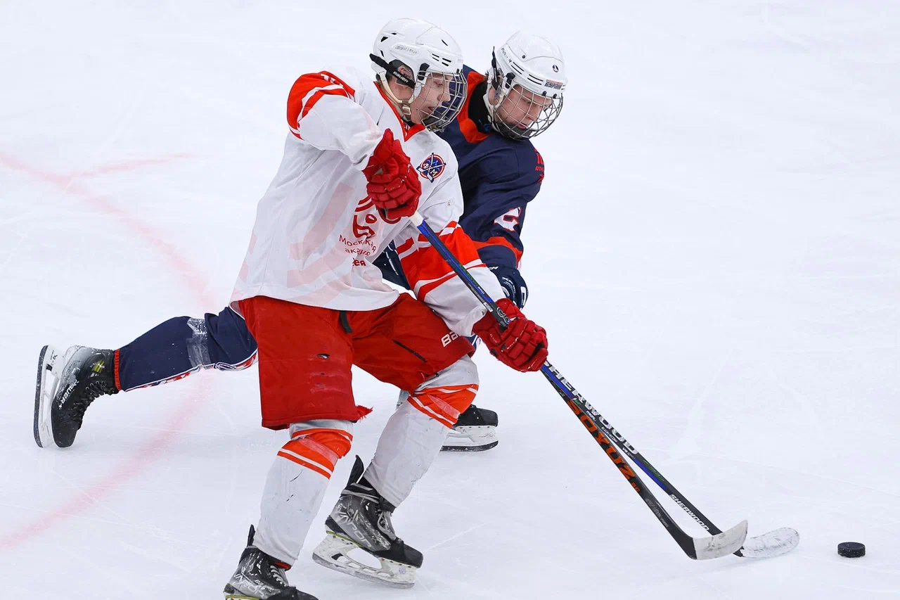 Фото: Буран Москва - Московская Академия хоккея юниоры