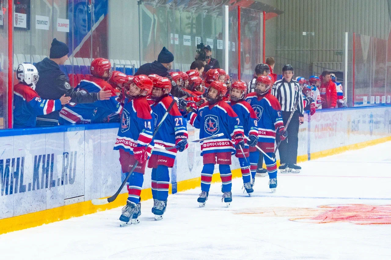 Фото: Академия Михайлова - Красная Машина Юниор 2014