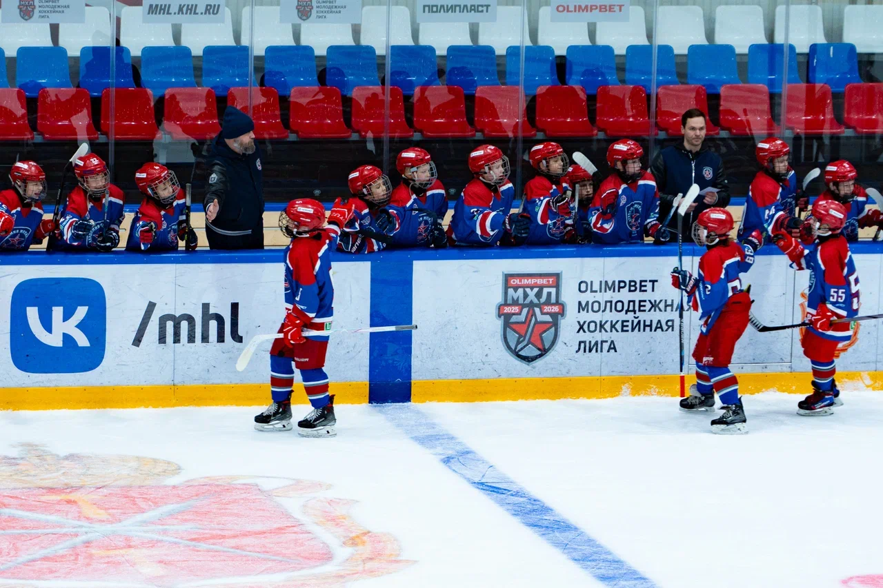 Фото: Академия Михайлова - Красная Машина Юниор 2014