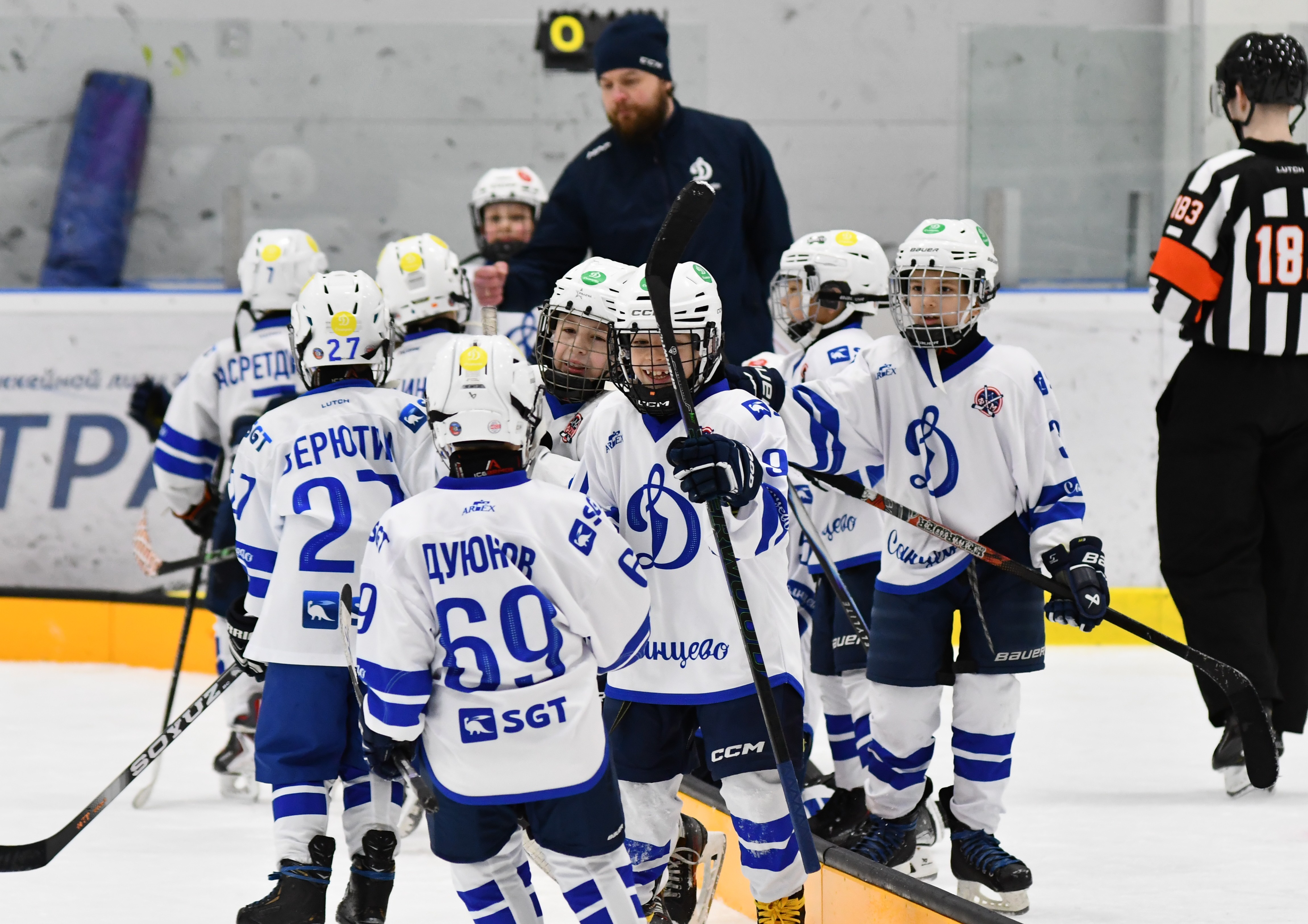 Фото: Первый день плей-офф Кубка Москвы среди команд 2017 года рождения