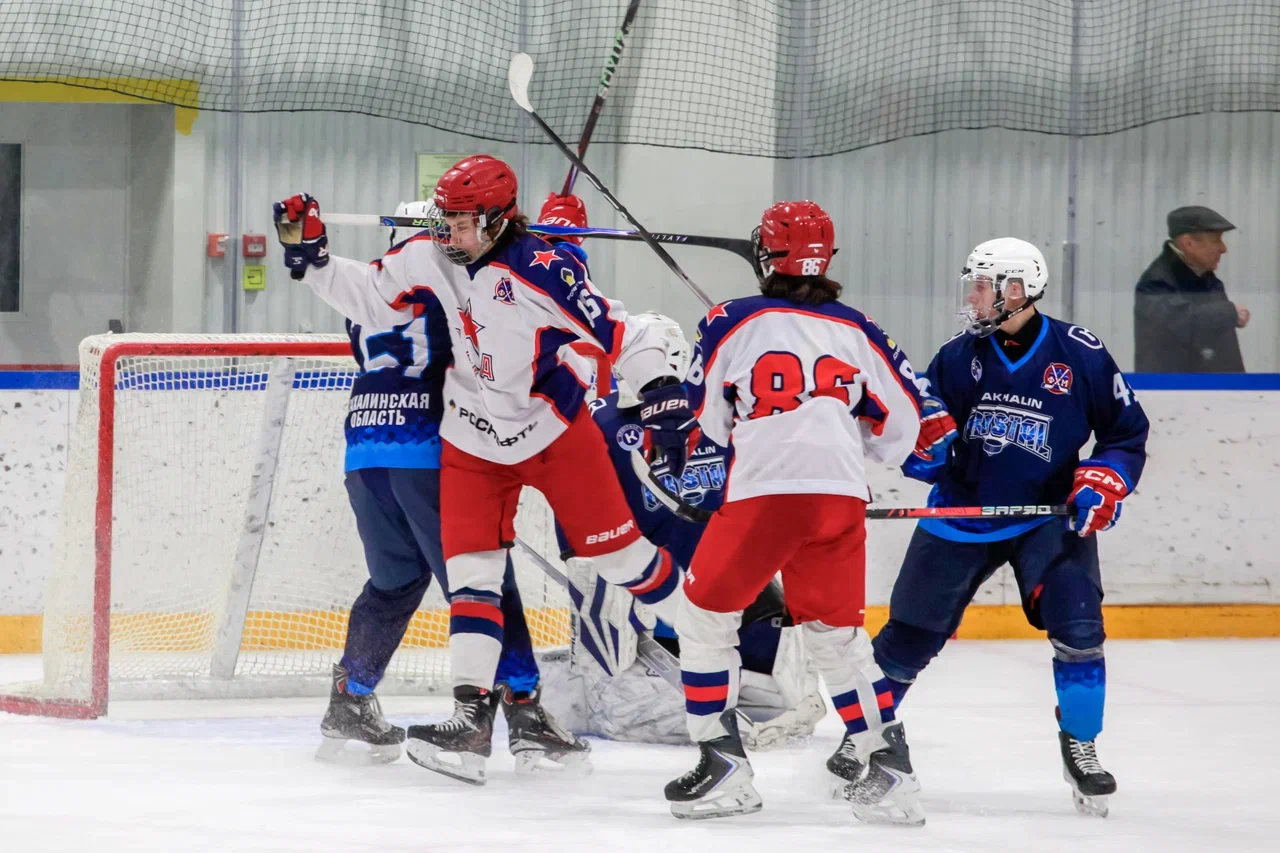 Фото: Кристалл-Сахалин - ЦСКА юниоры