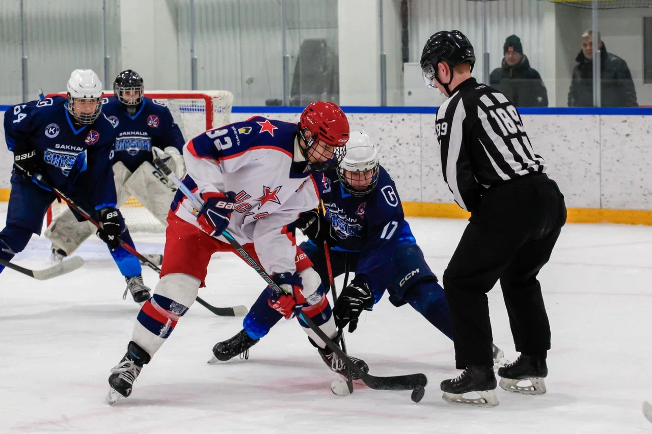 Фото: Кристалл-Сахалин - ЦСКА юниоры